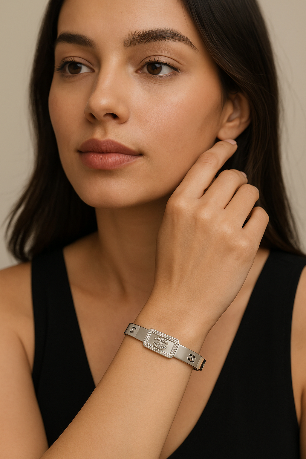 Double C Luxury Bangle