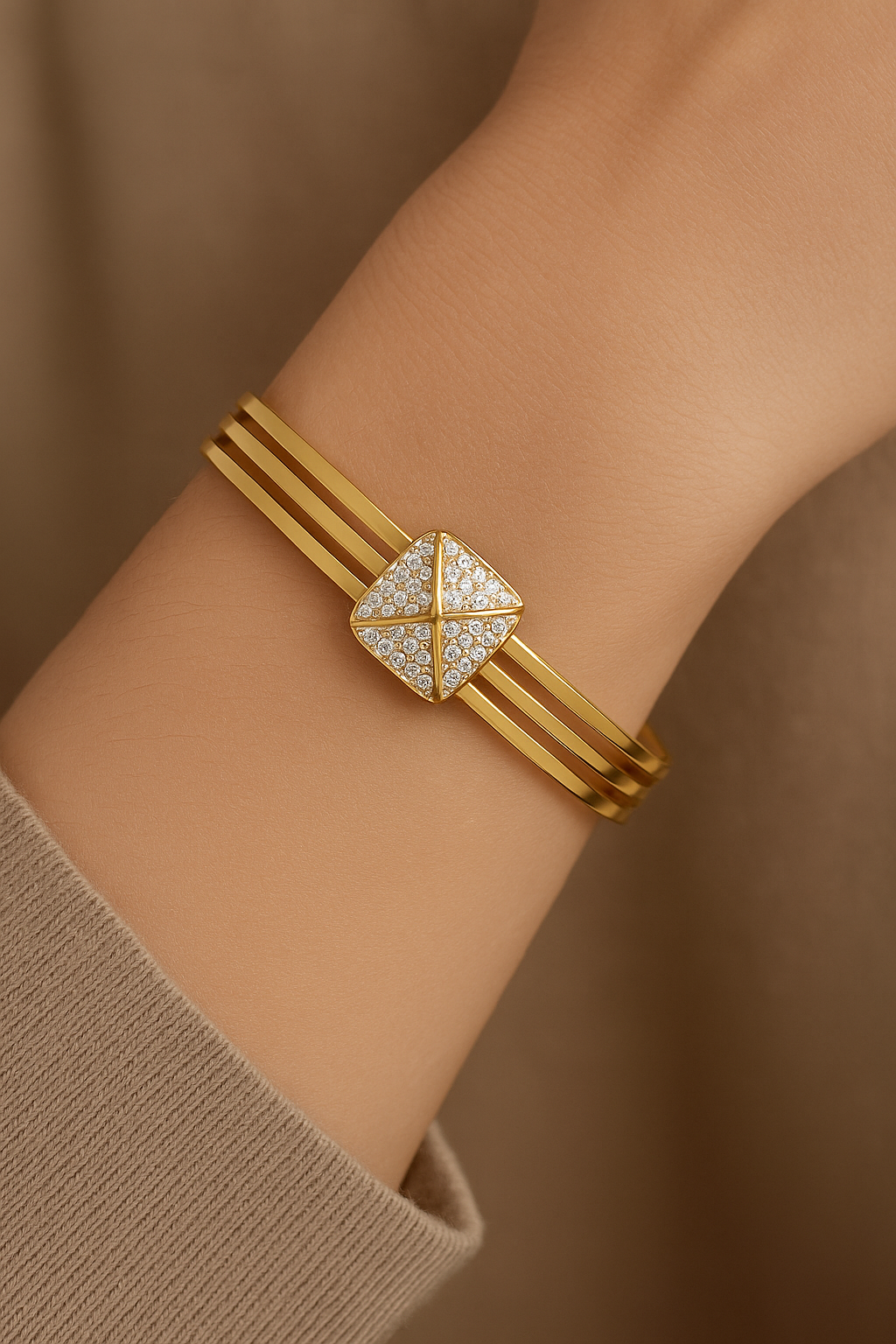 Elegant Gold Bangle