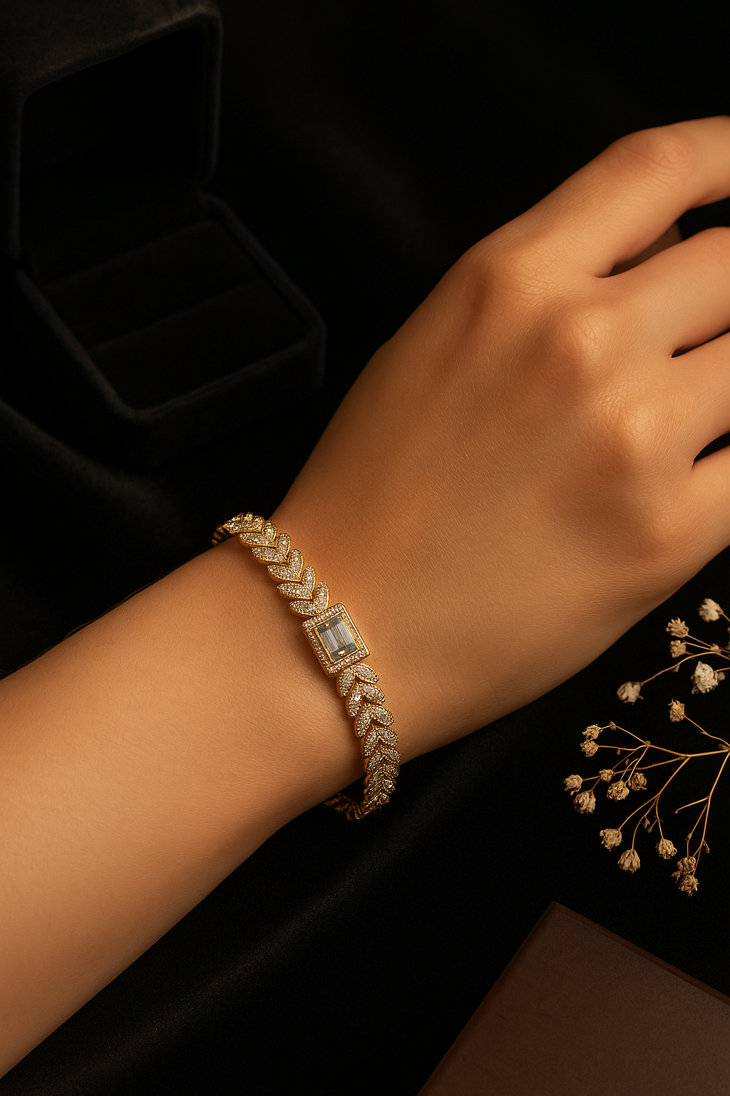 GleamNest Bracelet