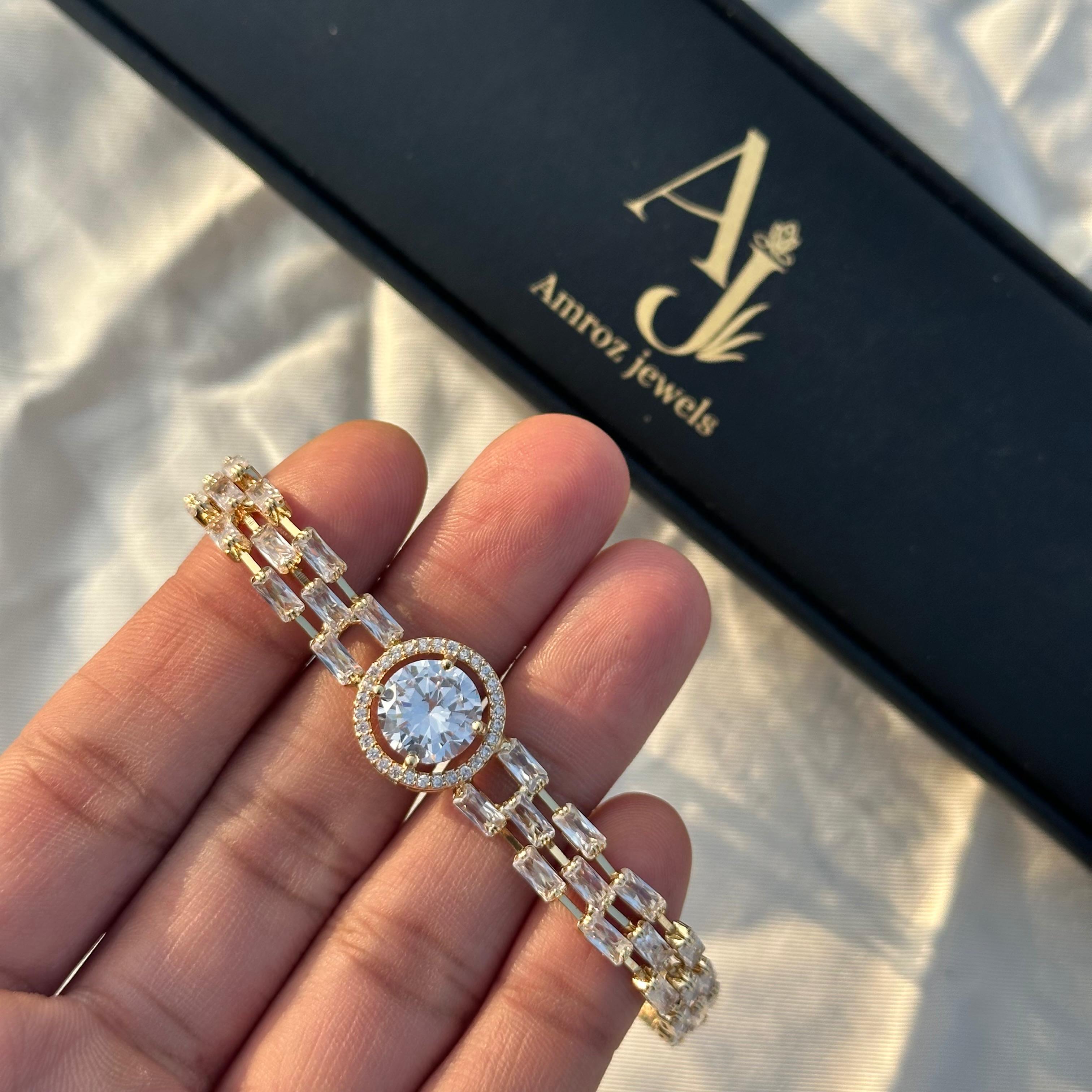 Royal Halo Solitaire Bracelet - 24K Gold Series