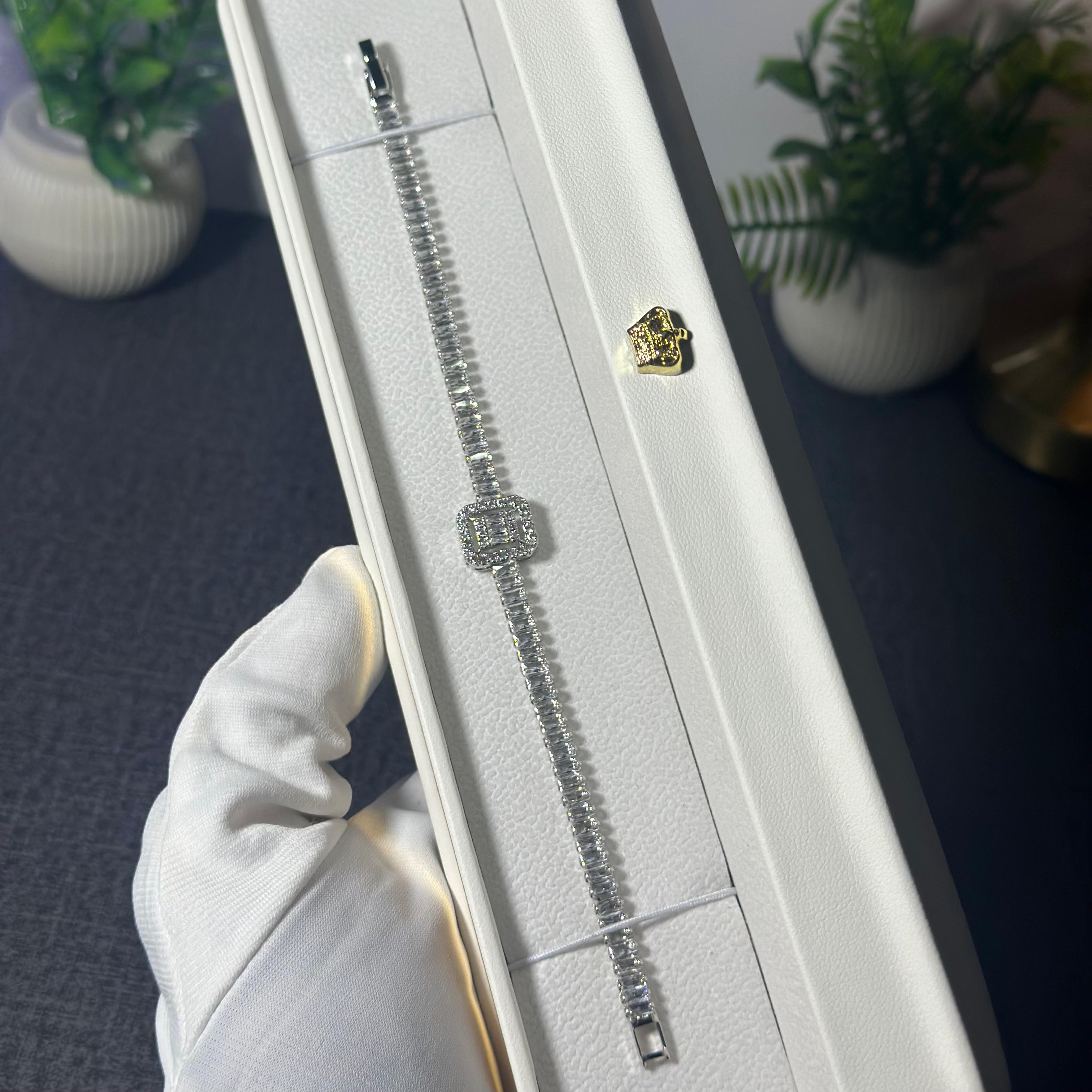 Radiant Halo Bracelet