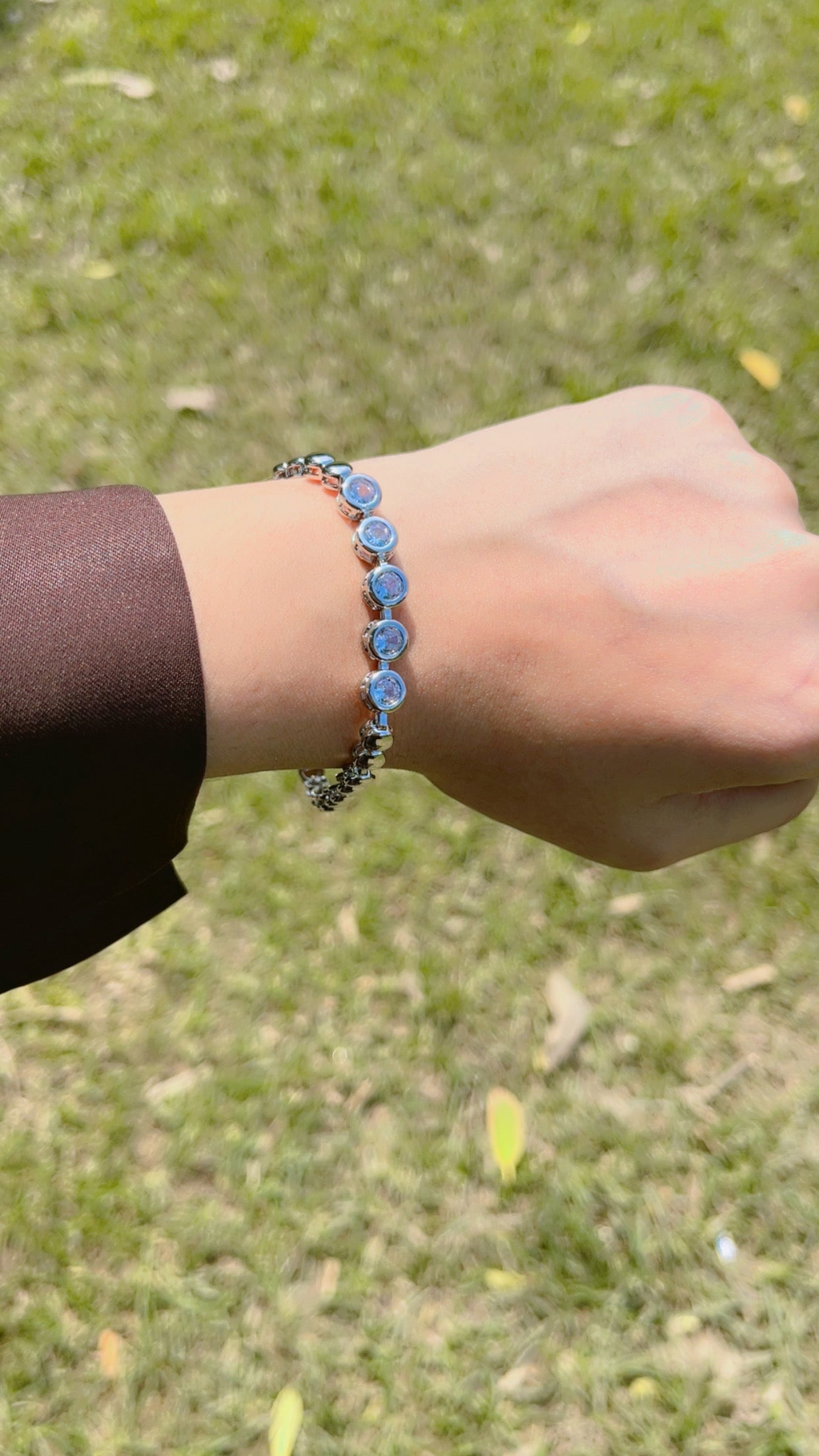 Lune Bazel Spark Bracelet