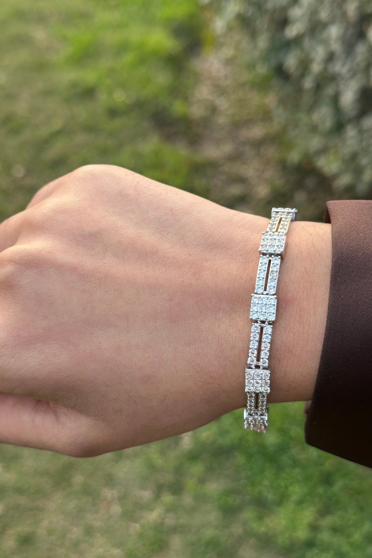 Diamond-Cut Square Link Bracelet - Silver Edition