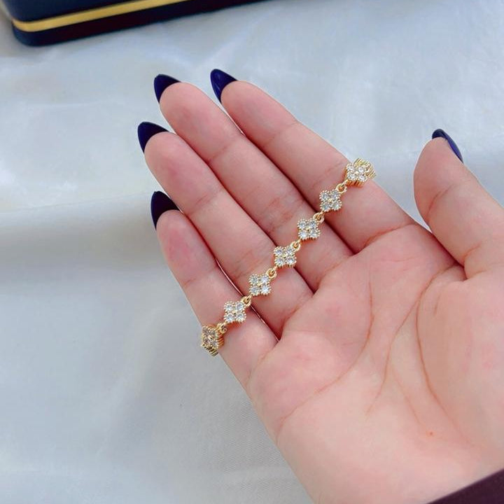 FourLeaf Elegance Bracelet