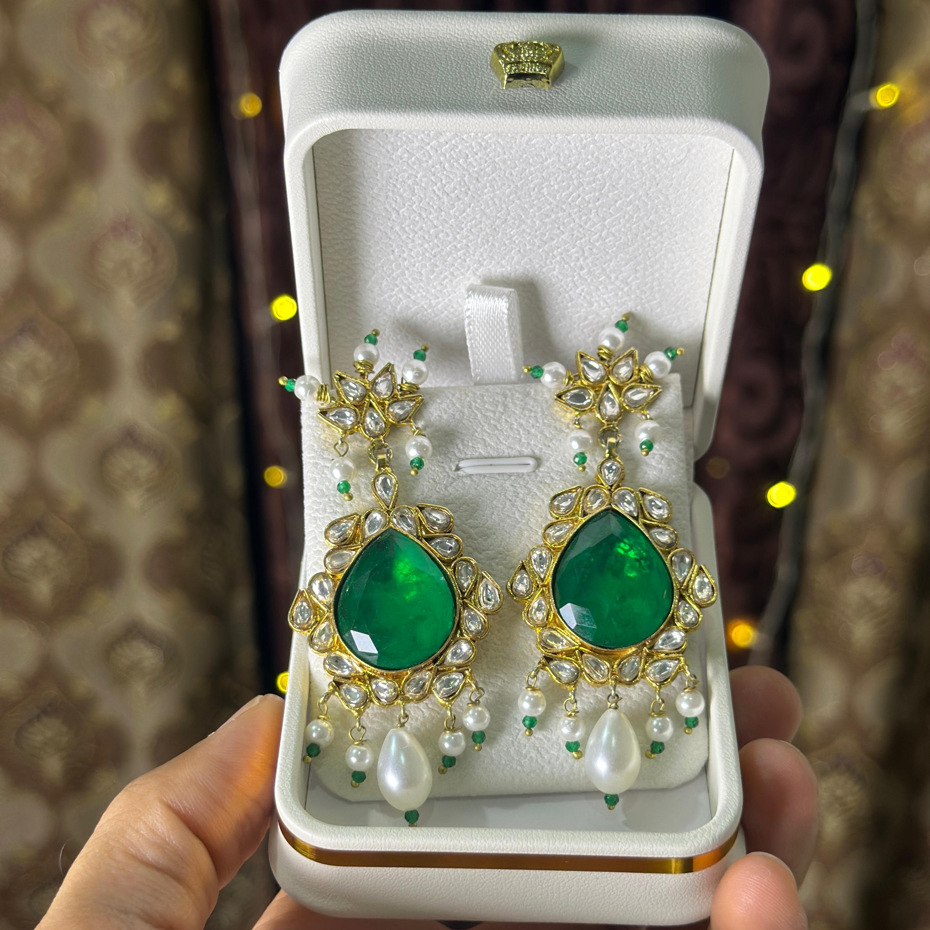 Emerald Bloom Studs Earing