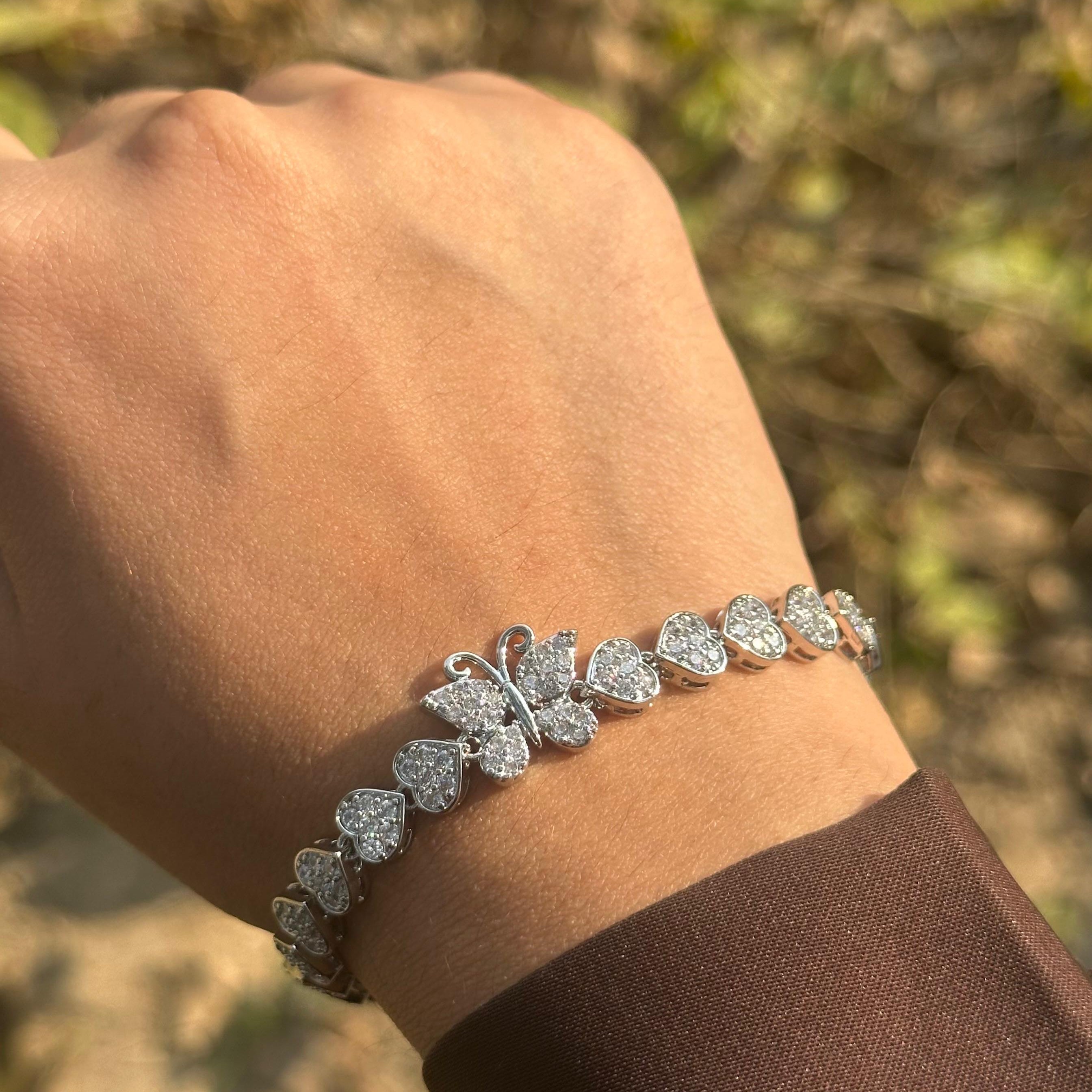 Butterfly Center Heart Chain Bracelet