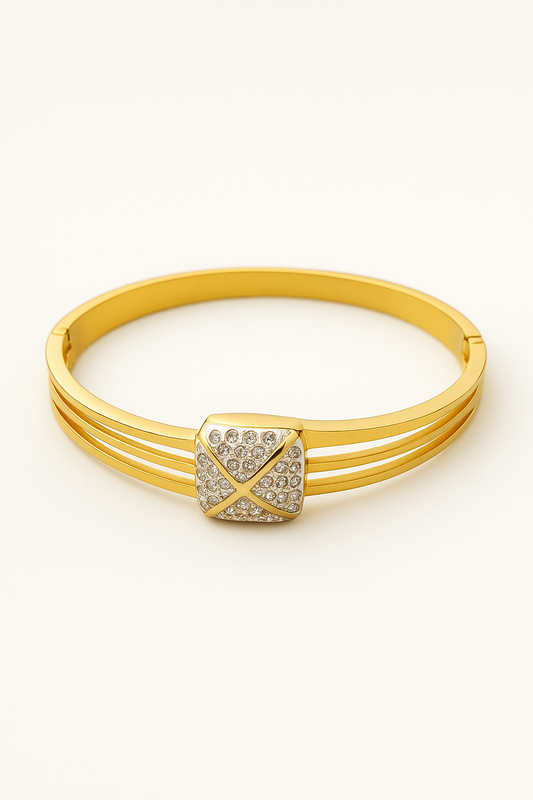 Elegent Gold Bangle