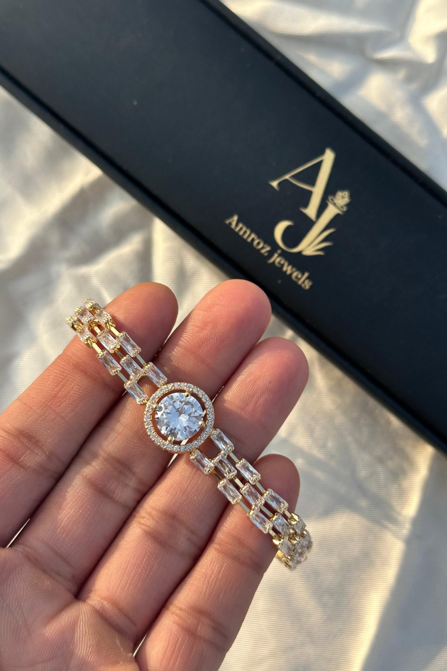 Royal Halo Solitaire Bracelet - 24K Gold Series