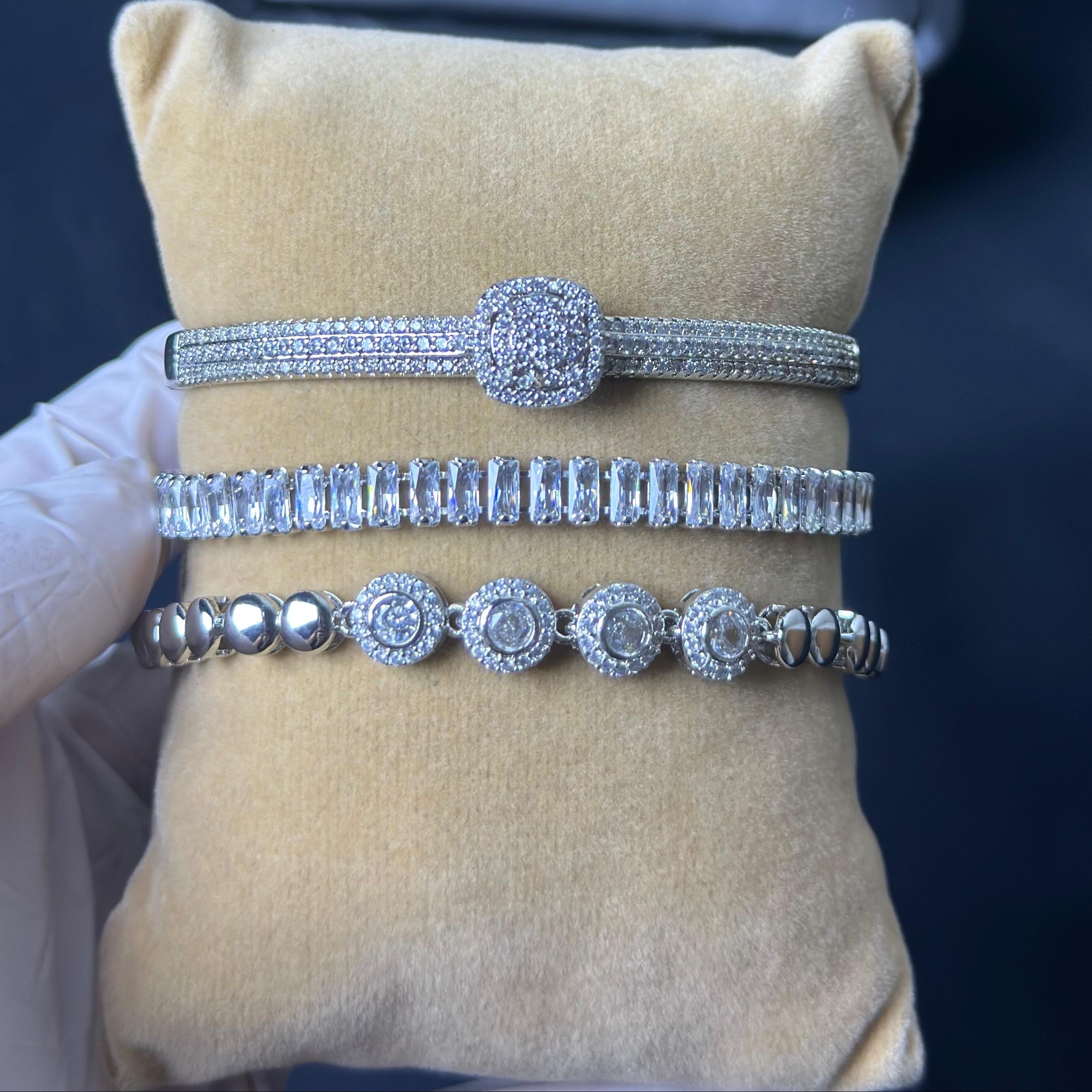 One Carat Silver Mega Deal