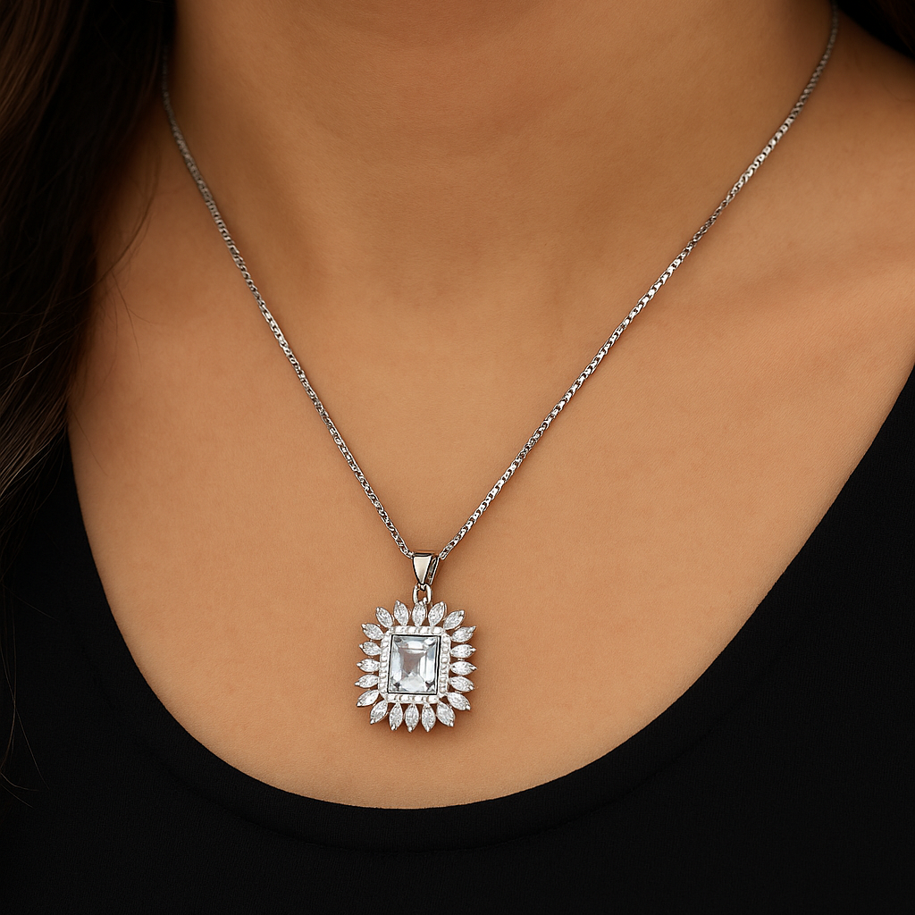 Gleamnest Locket